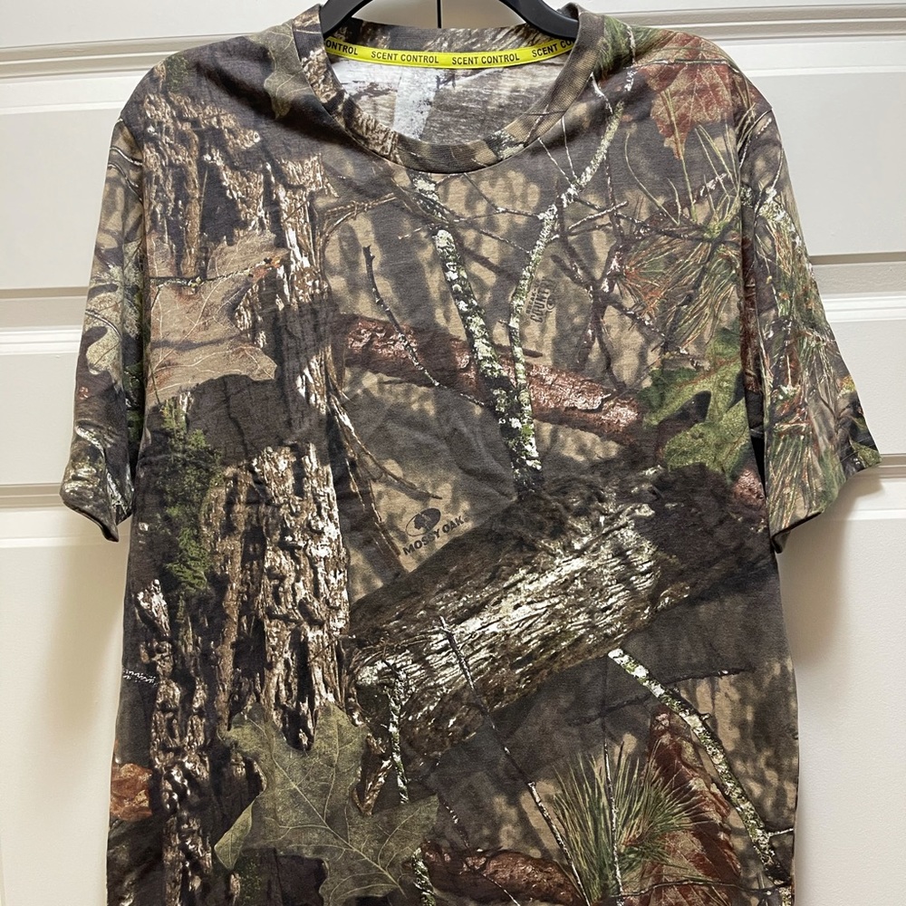 Mossy Oak - Men’s Scent Control Camo Shirt